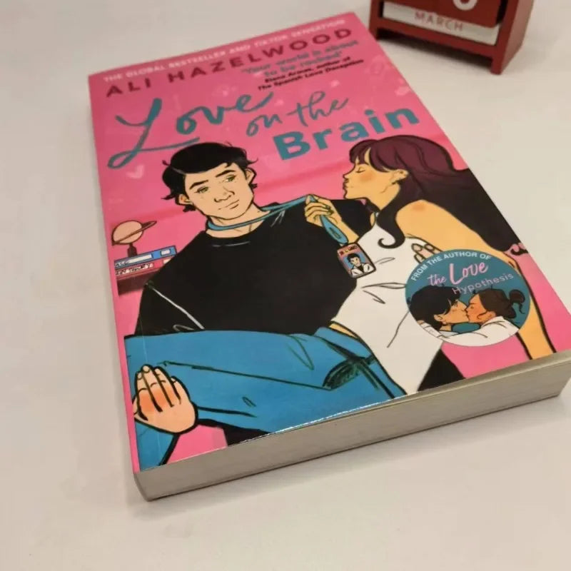 1 Book By Ali Hazelwood The Love Hypothesis/Love on The Brain/Loathe to Love You /Love, Theoretically Novel English Book