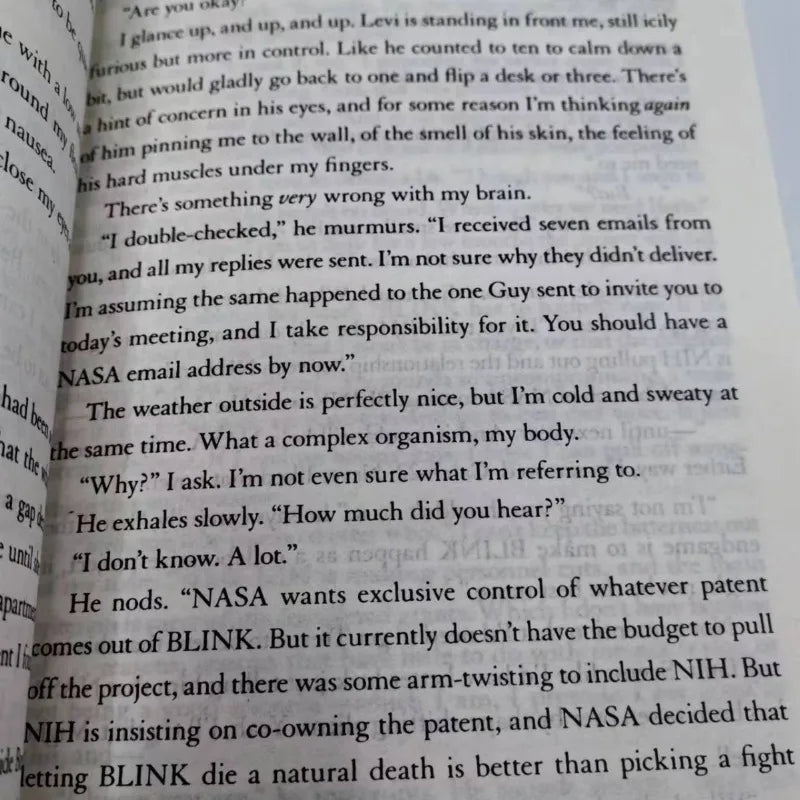 1 Book By Ali Hazelwood The Love Hypothesis/Love on The Brain/Loathe to Love You /Love, Theoretically Novel English Book