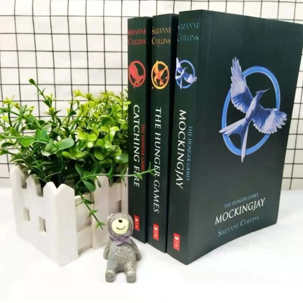 A Full Set of 3 The Hunger Games 1-3 English Book The Hunger Games Trilogy Trilogy Novel Books