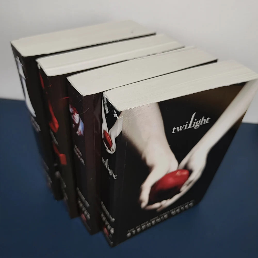The Twilight Saga 1-2-3-4 English Novel book twilight new moon eclipse breaking dawn 1pc book