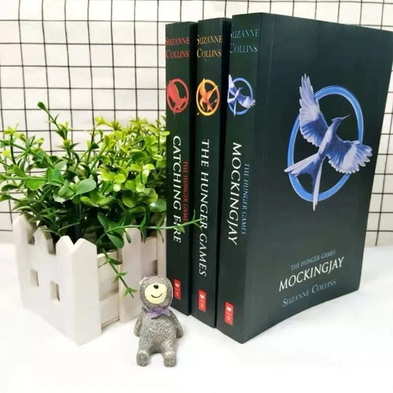 A Full Set of 3 The Hunger Games 1-3 English Book The Hunger Games Trilogy Trilogy Novel Books